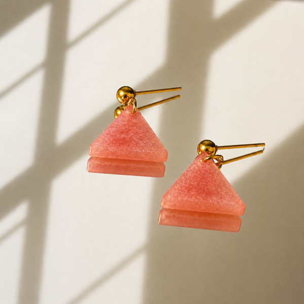 Ellen – Pink triangle