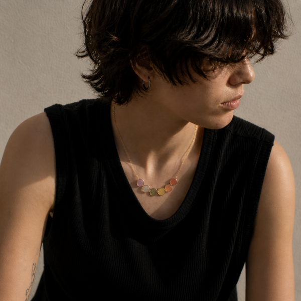 Tegan – Rainbow (necklace)