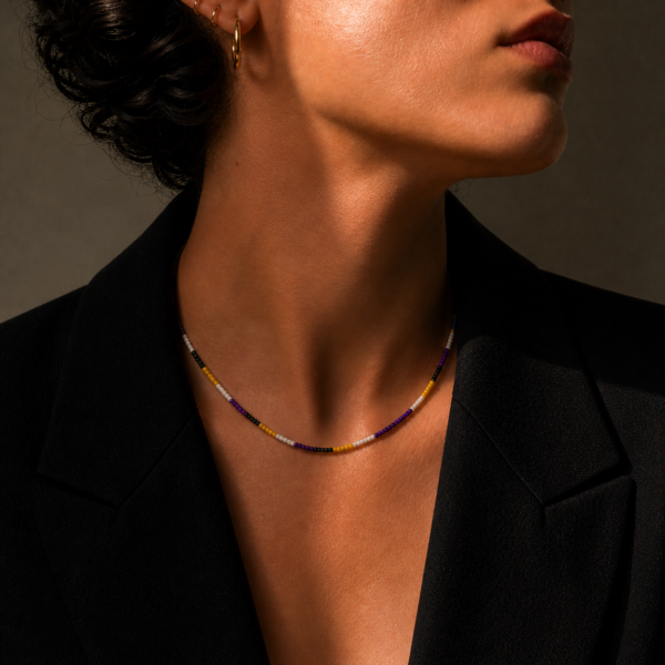 Carol – Nonbinary (choker necklace)